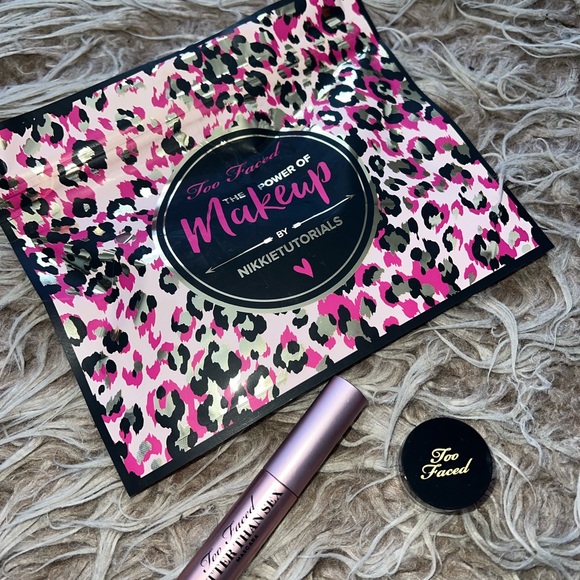 Too Faced NikkieTutorials The Power of Makeup Kit💖✨ - Picture 10 of 14